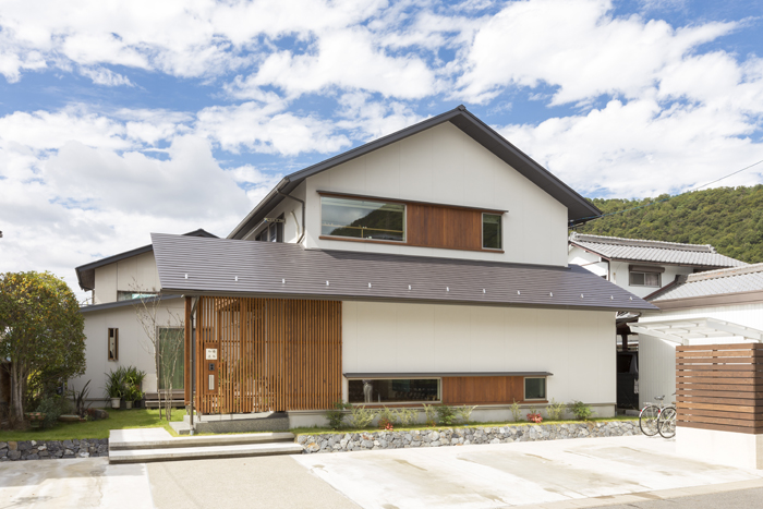 【岐阜県岐阜市】ほどよい距離感が家族の絆を育む二世帯の住まい