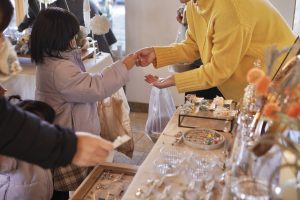 【夏のひだまりフェス】親子で一緒に“つくる”を楽しむ