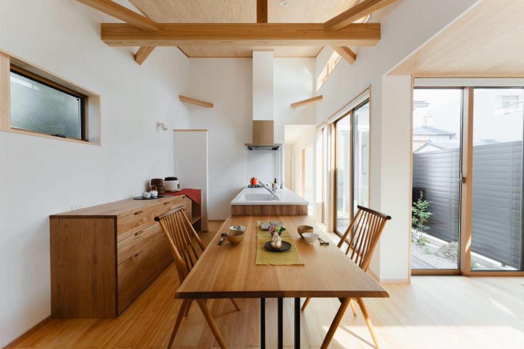 まちの中の、やわらぎの静居