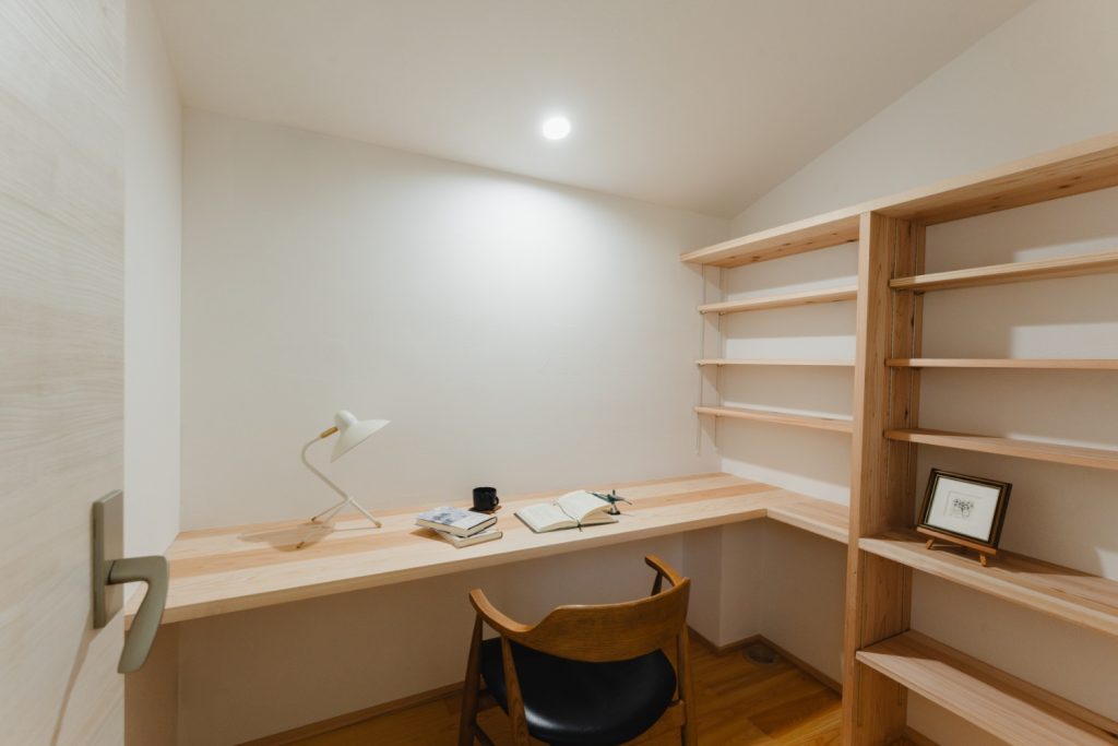 まちの中の、やわらぎの静居