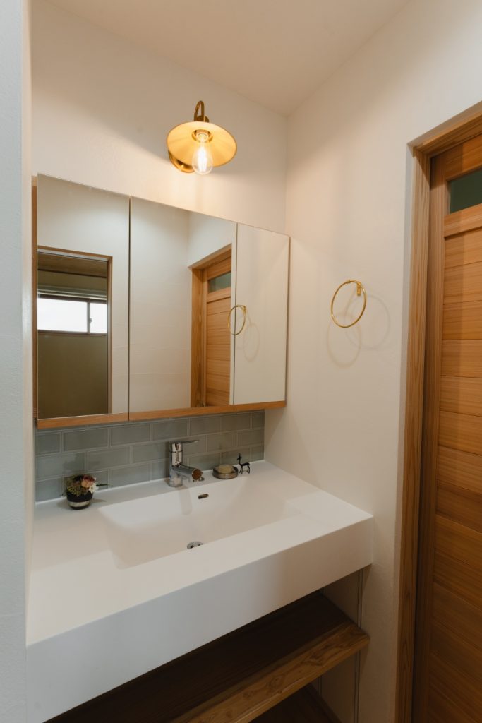 まちの中の、やわらぎの静居