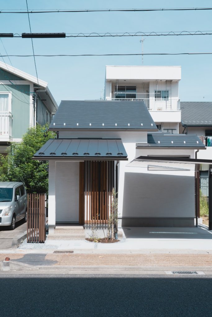 まちの中の、やわらぎの静居