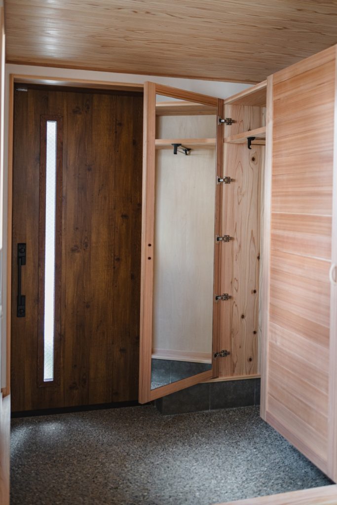 まちの中の、やわらぎの静居