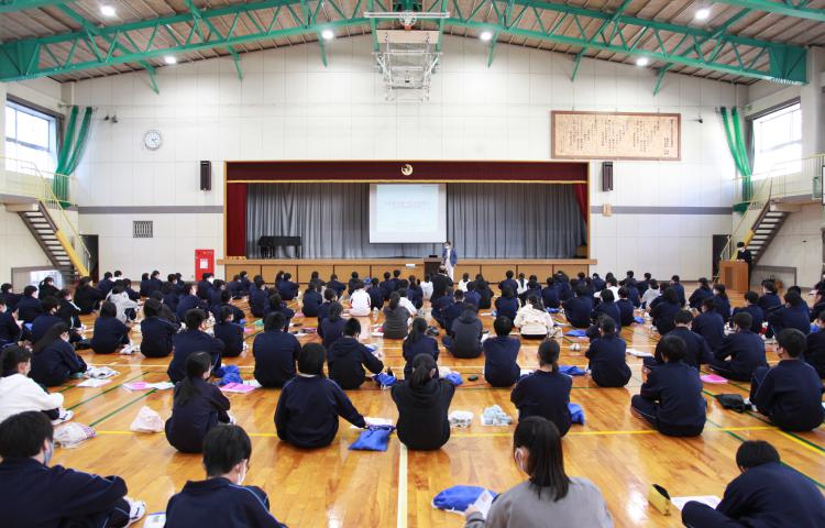 東長良中学校にてSDGsの講演