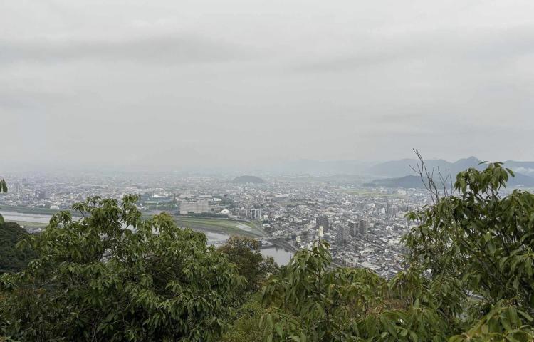 『兄貴と経営談義の登山』